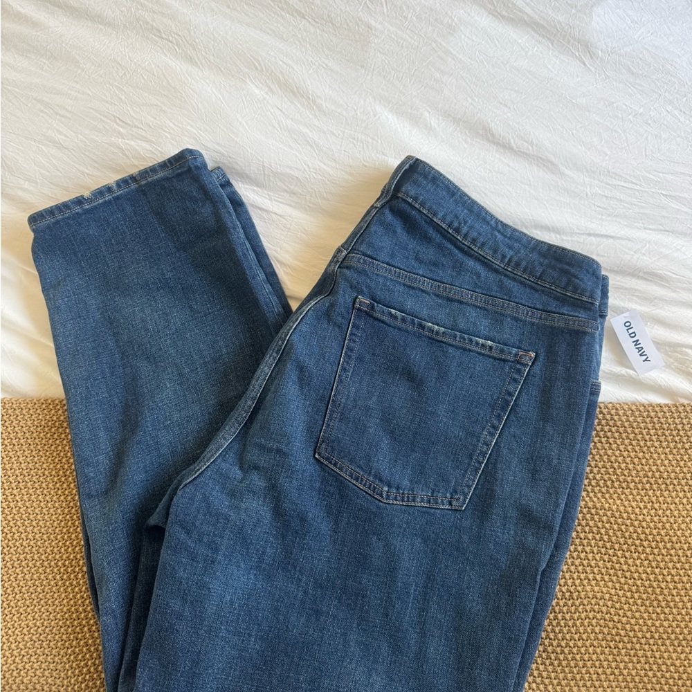 Old Navy Extra High Waisted Straight Jeans, Medium Wash